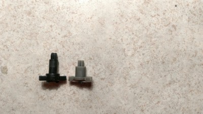 Eurostyle keyboard plunger (right) vs Common Plunger (left)